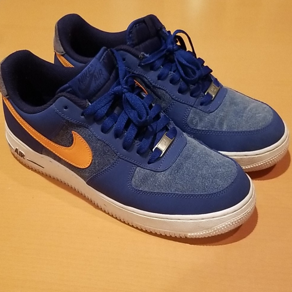 NIKE AIR FORCE ONE